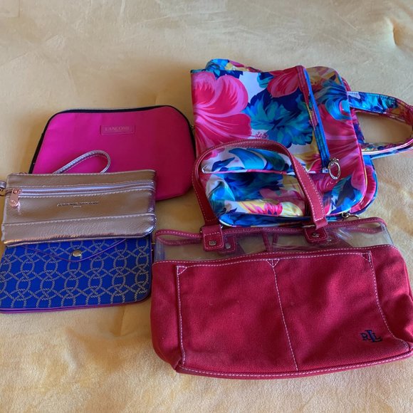 Multiple Cosmetic Bags - Picture 1 of 3
